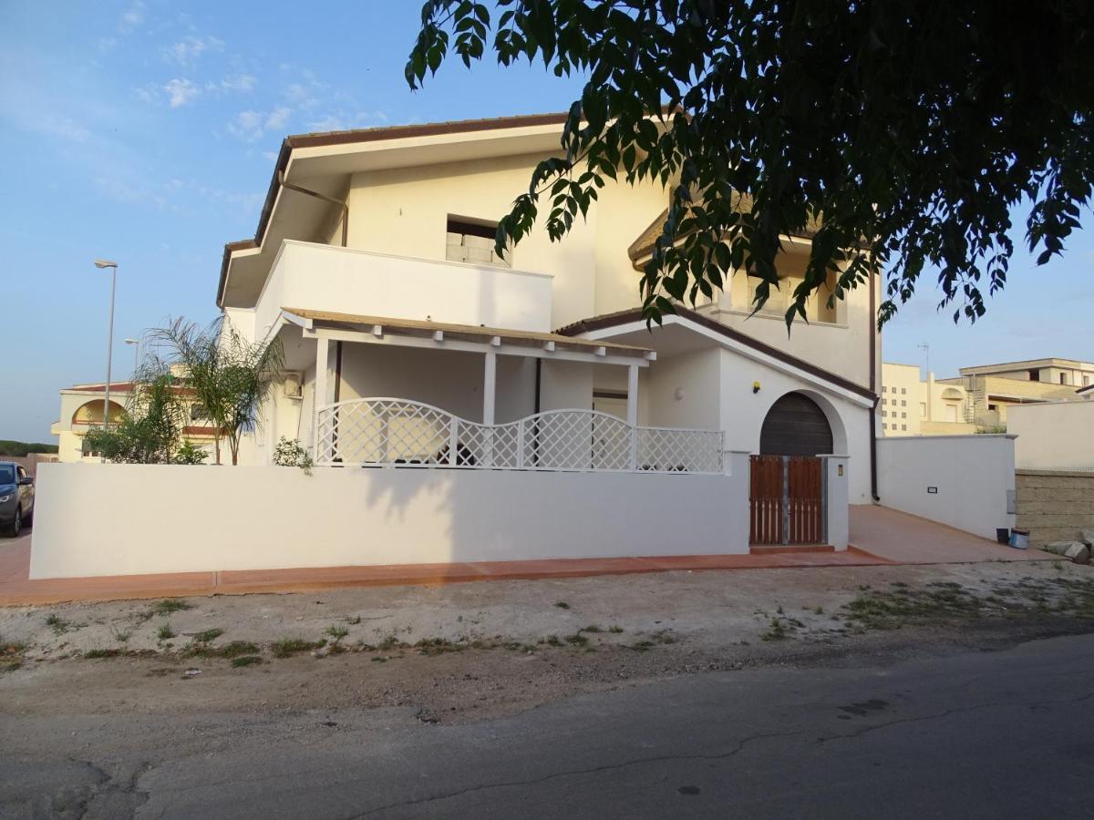 Linda Casa Vacanze Felline ภายนอก รูปภาพ