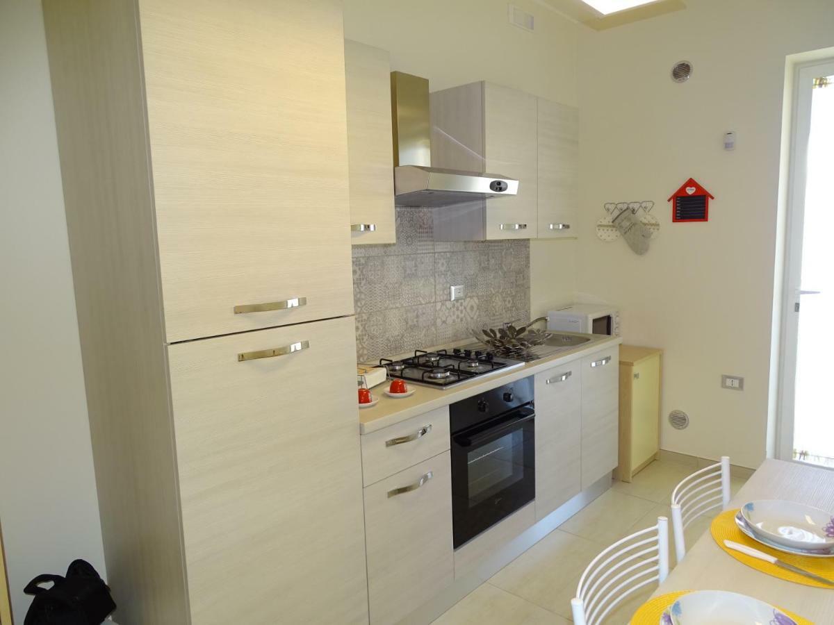 Linda Casa Vacanze Felline ภายนอก รูปภาพ