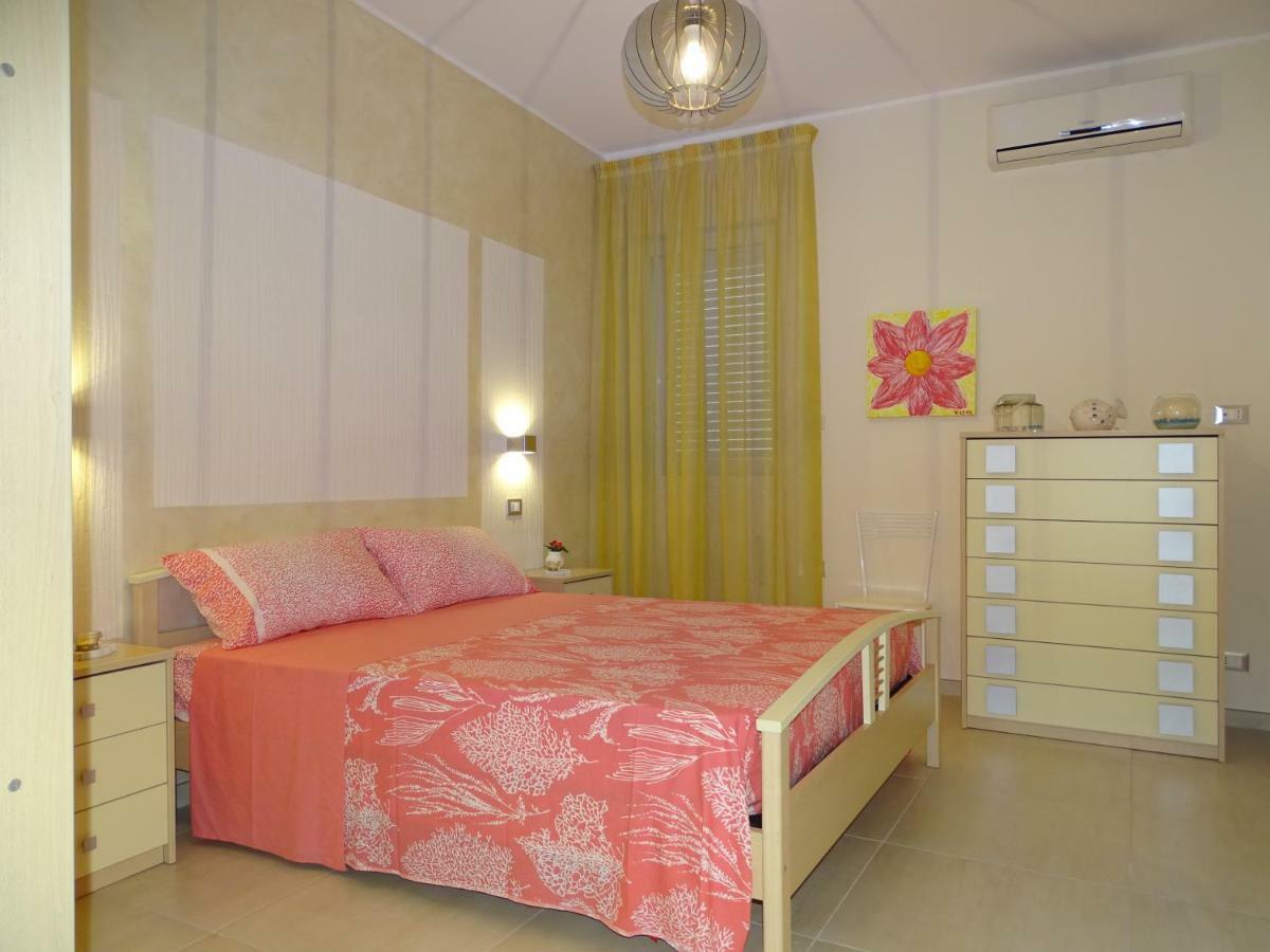 Linda Casa Vacanze Felline ภายนอก รูปภาพ