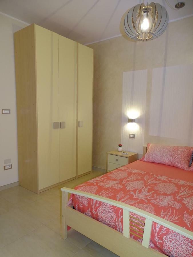 Linda Casa Vacanze Felline ภายนอก รูปภาพ