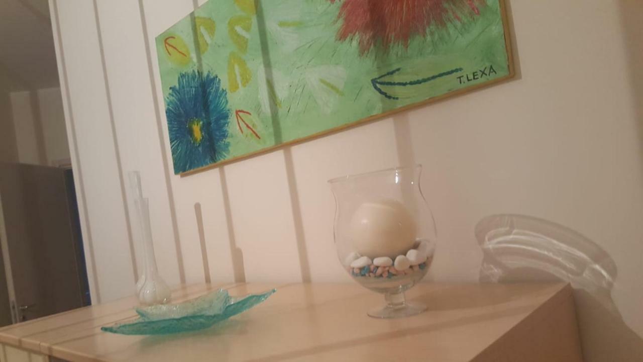 Linda Casa Vacanze Felline ภายนอก รูปภาพ